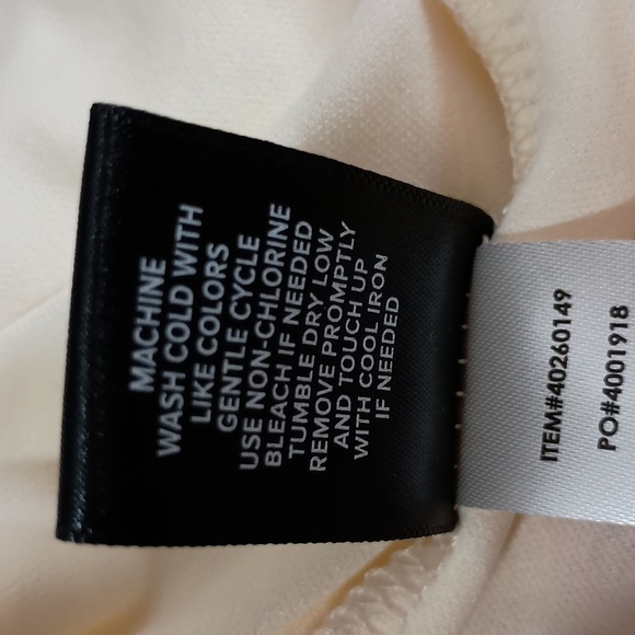 Torrid NWT Floral Elastic Waist Tea Length Skirt Size 2 equivalent to an 18-20 - Picture 9 of 12